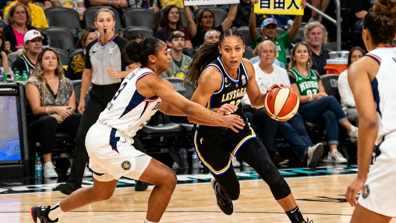 WNBA季后赛拉斯维加斯王牌队与纽约自由人队比赛